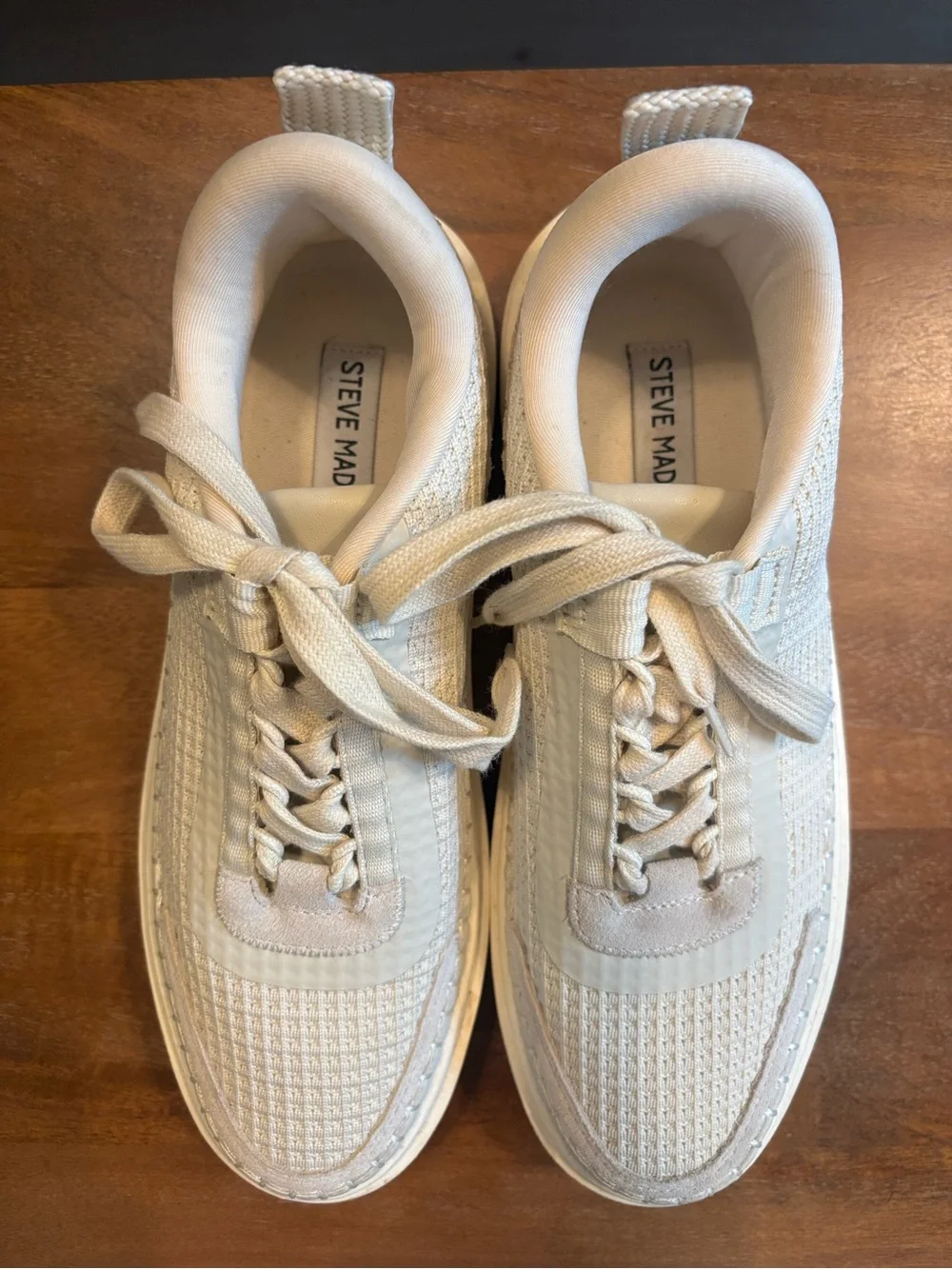 Steve Madden women’s Off-White Knit Lace-Up Sneakers